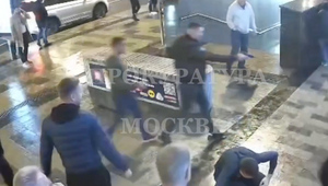 Чемпион Европы по боксу попал на камеры наблюдения во время расстрела гостей ресторана в Москве