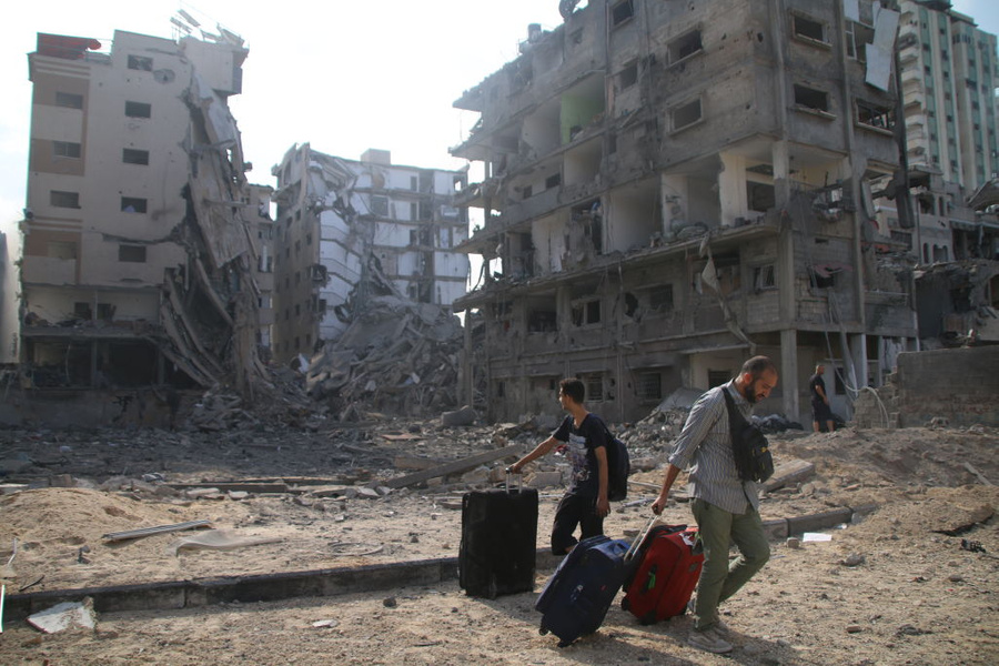 Израиль призвал суд ООН отклонить требование ЮАР о прекращении операции в Газе. Обложка © Getty Images / Ahmad Hasaballah