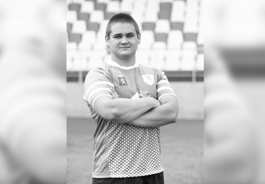 17-летний чемпион по регби трагически погиб после жуткого ДТП в Красноярске