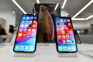 iPhone остался лидером продаж на рынке РФ даже после ухода Apple