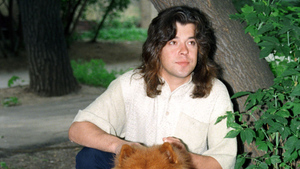 Внебрачный сын Жени Белоусова пытается получить наследство отца через суд