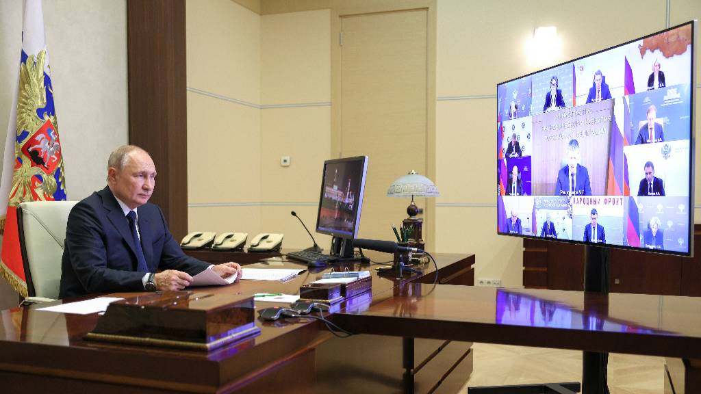 "Очень важное заседание": Член ОП Москвы подвёл итоги совещания Путина с членами кабмина