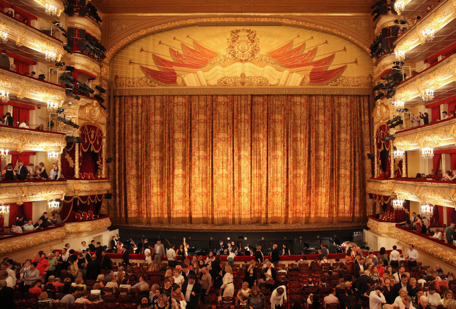 Сцена Большого театра. Обложка © Shutterstock