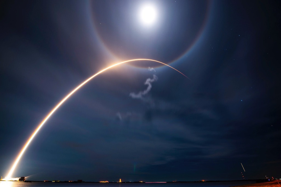 Ракета NASA SpaceX Falcon 9. Фото © ТАСС / Zuma
