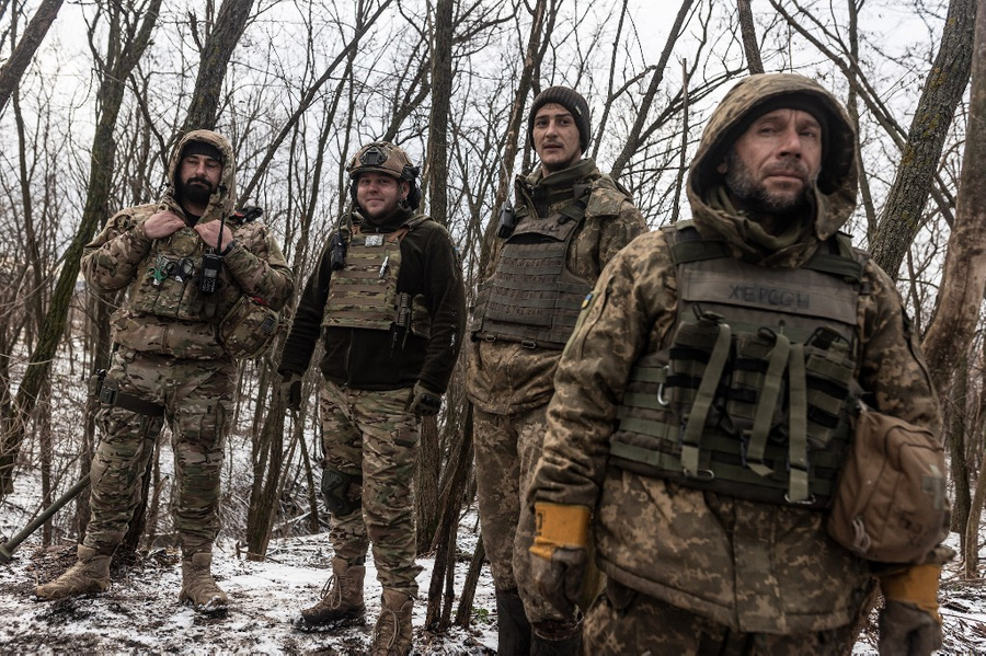 Моральный дух украинцев упал, они не хотят воевать и всё чаще сдаются русским. Фото © Getty Images / Anadolu