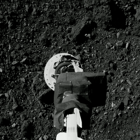 Момент забора грунта астероида Бенну космическим аппаратом OSIRIS-REx 20 октября 2020 года. GIF © giphy.com