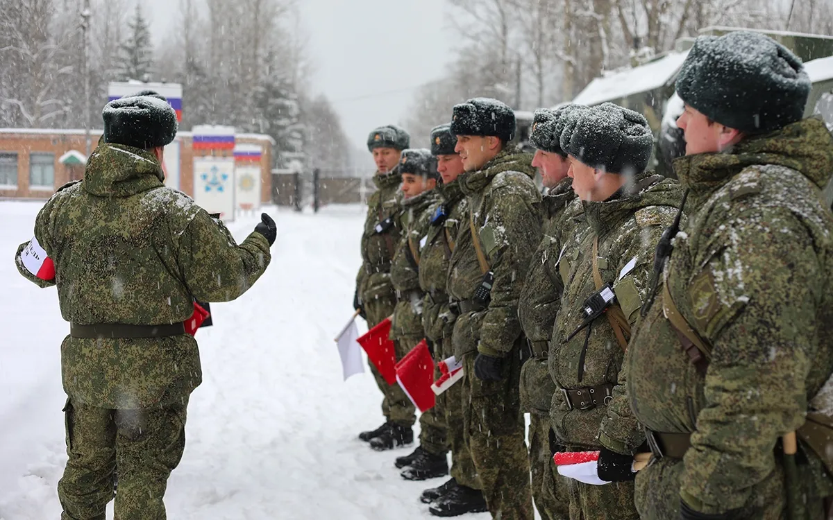 В Минобороны заявили об отсутствии призывников в зоне СВО