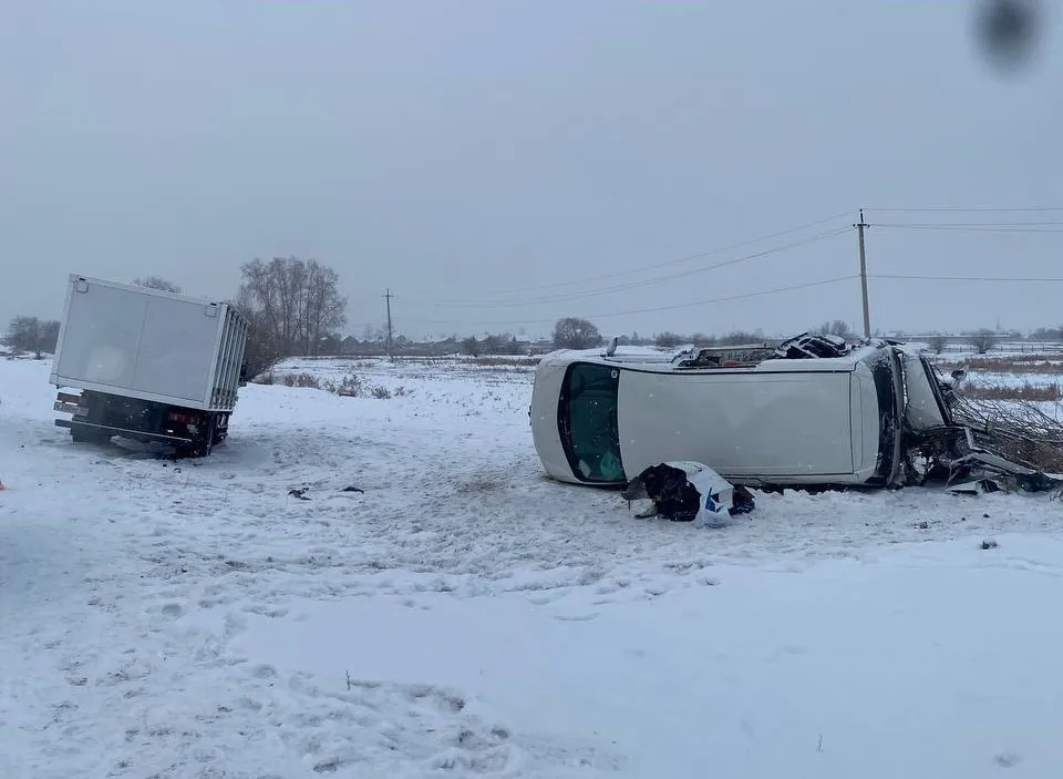 В Бурятии шесть граждан Монголии пострадали в ДТП с грузовиком и легковушкой