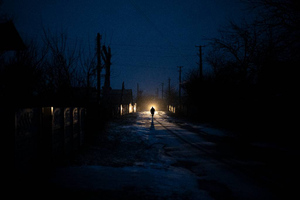 Почти 1000 населённых пунктов на Украине остались без света из-за снега и ветра