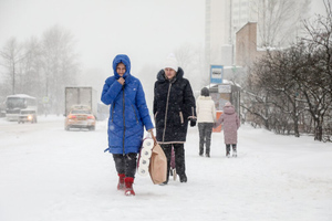 Синоптики рассказали, ждать ли в понедельник продолжения снегопада в Москве