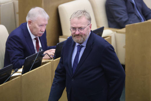 Милонов призвал наказывать женщин за неверие в "муки" мужчин с температурой 37