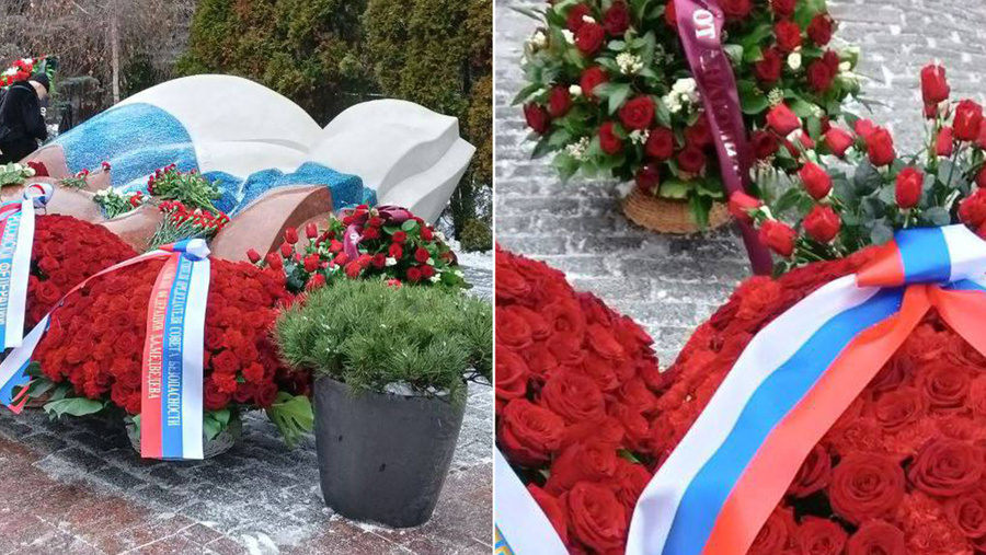 Цветы на могиле Ельцина в Москве. Обложка © Telegram / RIA_Kremlinpool