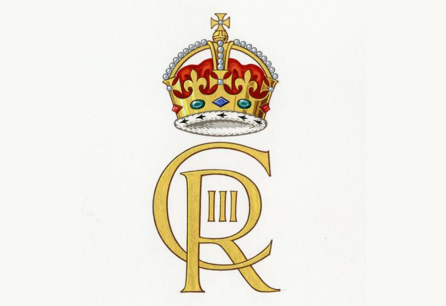 Монограмма Карла III. Фото © Royal.uk