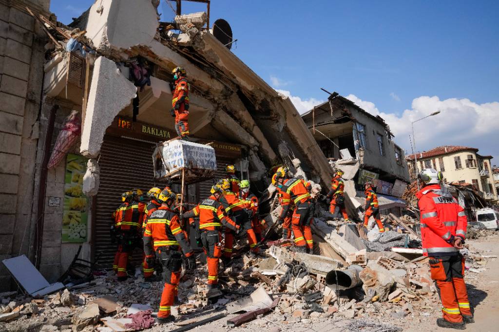В Турции арестовали 57 мародёров, действовавших в пострадавших от землетрясения районах