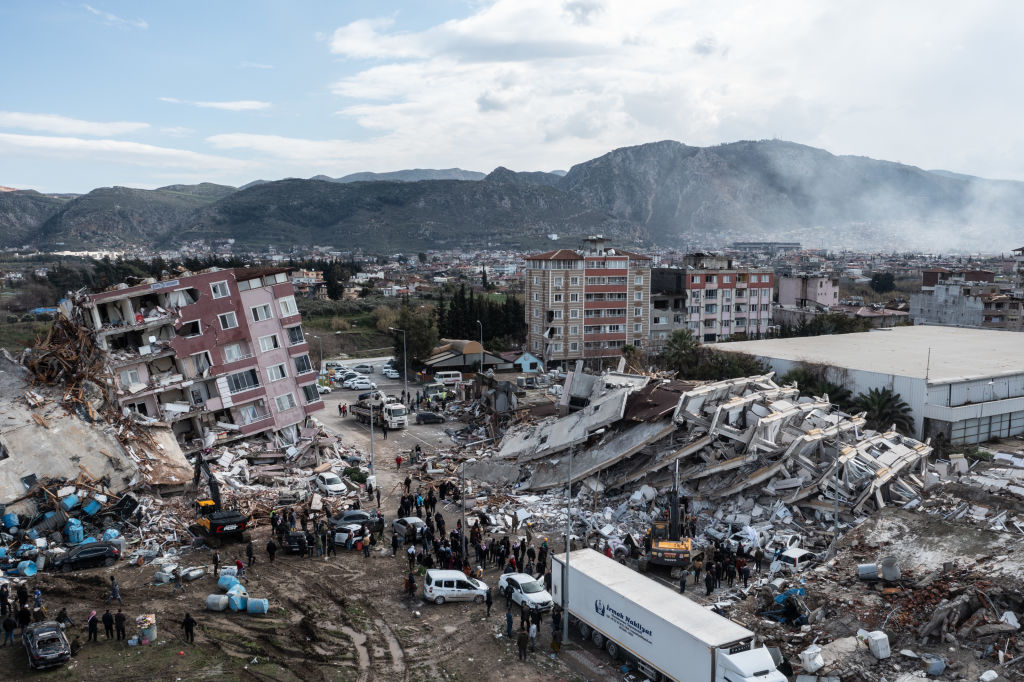 Вслед за Турцией планету захлестнули землетрясения
