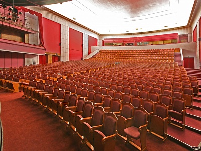 Петербургский театр 