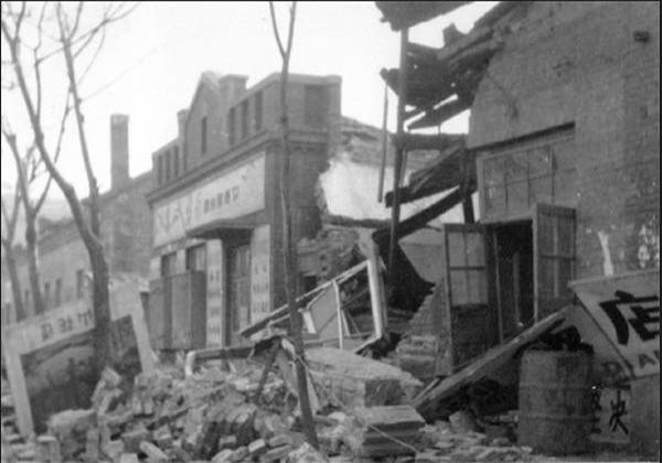 Землетрясение в Хайчэне, 1975 г. Фото © hatsmags.com