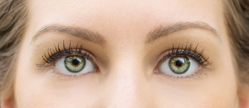 Человек с зелёными глазами умеет быть обаятельным, наделён решительностью и может видеть скрытые мотивы окружающих. Фото © Shutterstock