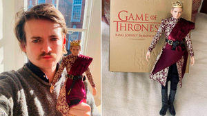 Джоффри Баратеон из "Игры престолов" пригнал в Киев пикап для ВСУ и выставил на торги свою статуэтку