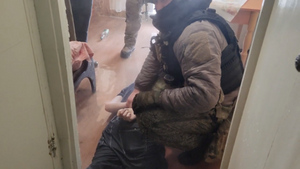 Житель Ярославля затопил квартиру кипятком и открыл стрельбу из охотничьего ружья