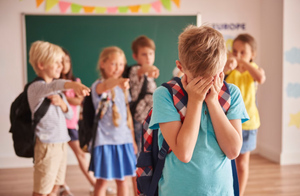 Психолог дала простой совет, как спасти ребёнка от буллинга