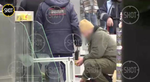 Появилось видео досмотра мужчины, пытавшегося пронести мины и взрыватели на Курский вокзал