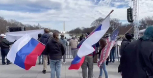 В Вашингтоне люди вышли на акцию против "поддержки нацистов Украины"