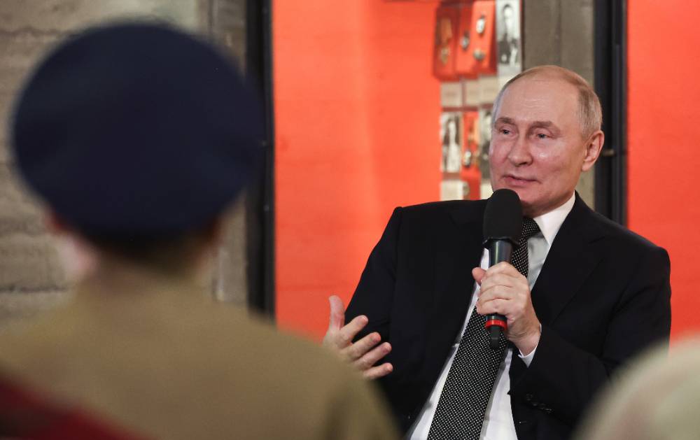 Путин посчитал интересной мысль об участии самолётов времён ВОВ в парадах Победы