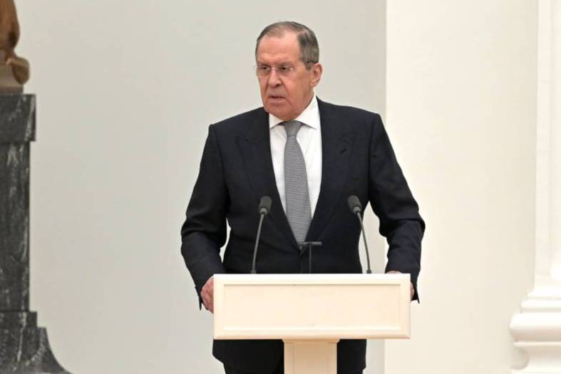 Лавров считает, что Россия выйдет из нынешней геополитической ситуации окрепшей