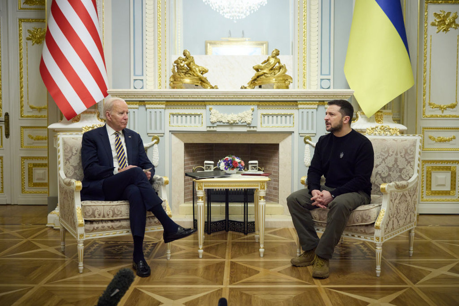 <p>Джо Байден и Владимир Зеленский. Обложка © Getty Images / Ukrainian Presidential Press Office</p>