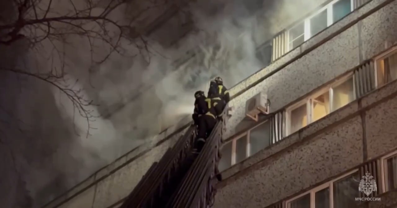 При пожаре в отеле в центре Москвы погибли шесть человек, в том числе двое детей