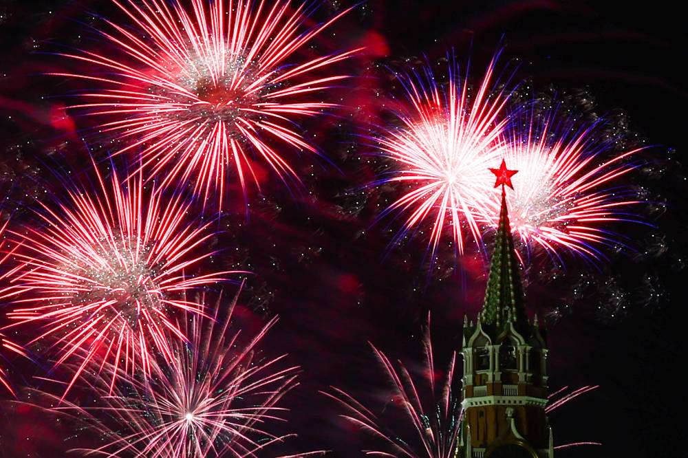 В Москве запустят 30 залпов праздничного салюта в честь Дня защитника Отечества
