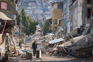 МВД Турции: Более 560 человек пострадало из-за землетрясений в провинции Хатай