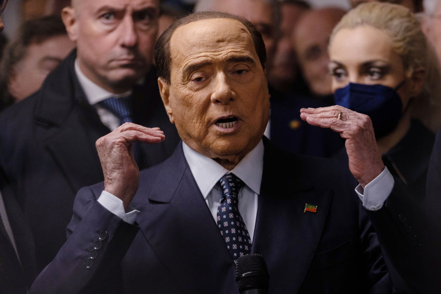 Бывший премьер-министр Италии Сильвио Берлускони. Обложка © Getty Images / Emanuele Cremaschi