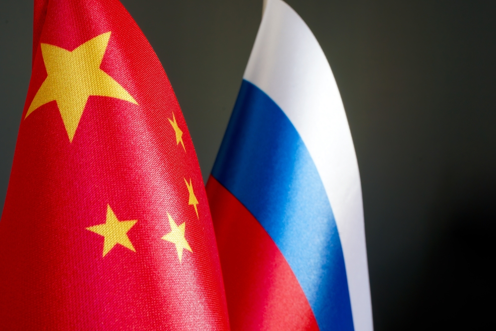 Россия и КНР выступили против использования демократии в качестве предлога для давления