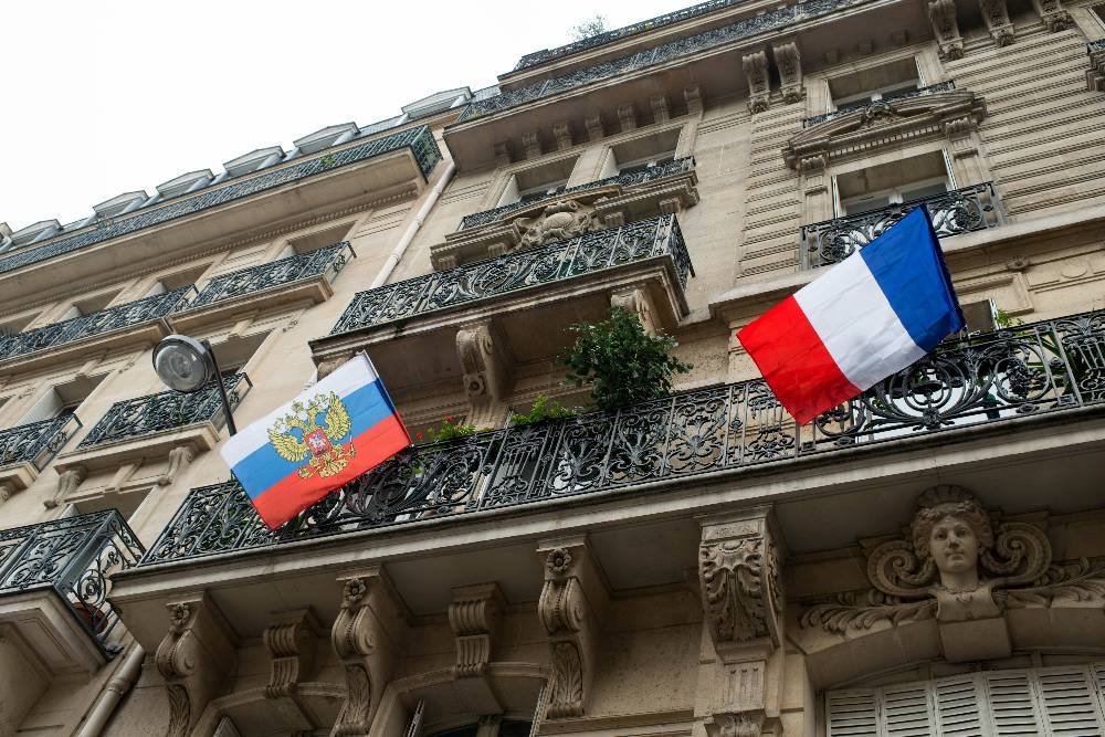 Посол Мешков: Россия ждёт развёрнутого ответа от Франции по работе над новым ДСНВ