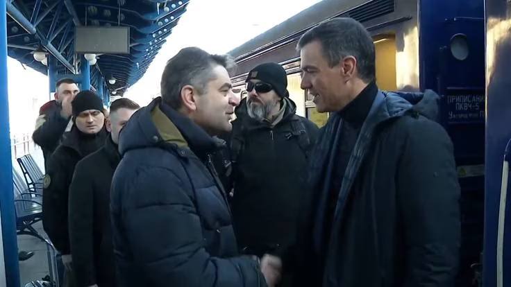 Испанский премьер Санчес прибыл в Киев для встречи с Зеленским