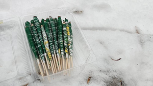 В Подмосковье волонтёры изготавливают негаснущие спички для участников СВО