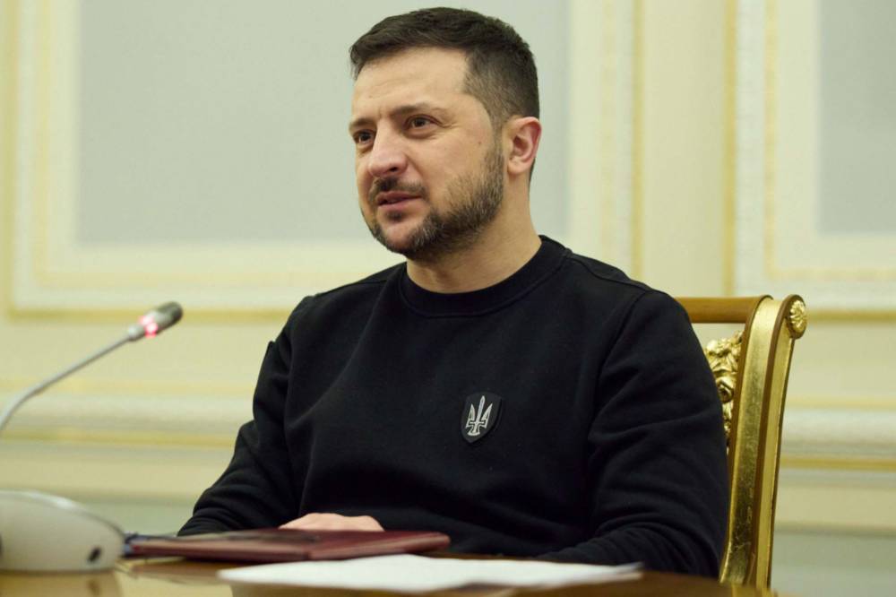 В Крыму обещали принять Зеленского и даже угостить рапанами при одном условии