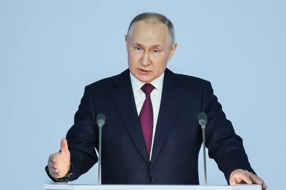 Путин заявил о необходимости "подсчитывать ядерные боеголовки" Британии и Франции
