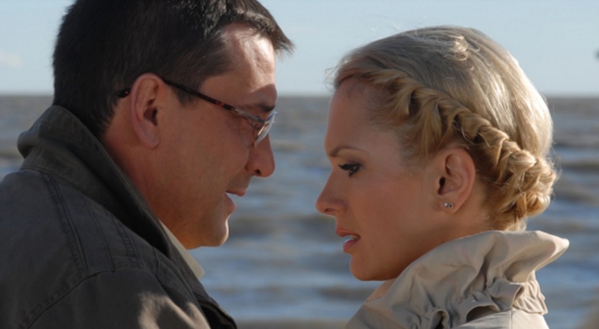 Кадр из сериала "Всегда говори "всегда". Реж. Алексей Козлов, сценарист Татьяна Устинова