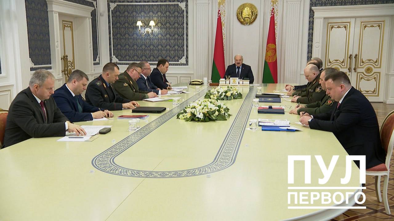 Лукашенко созвал глав силового блока на совещание