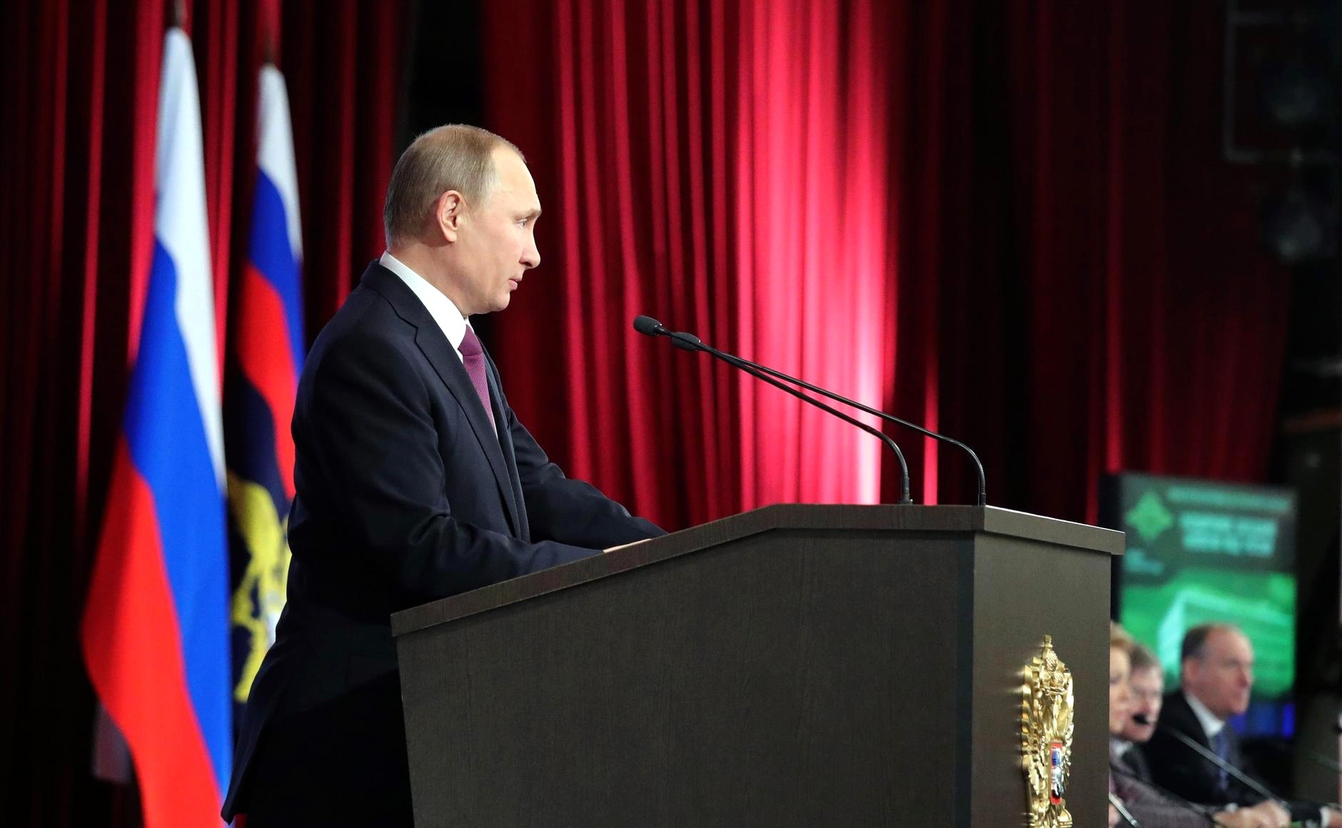 Путин поручил ФСБ поставить заслон от диверсантов на границе с Украиной
