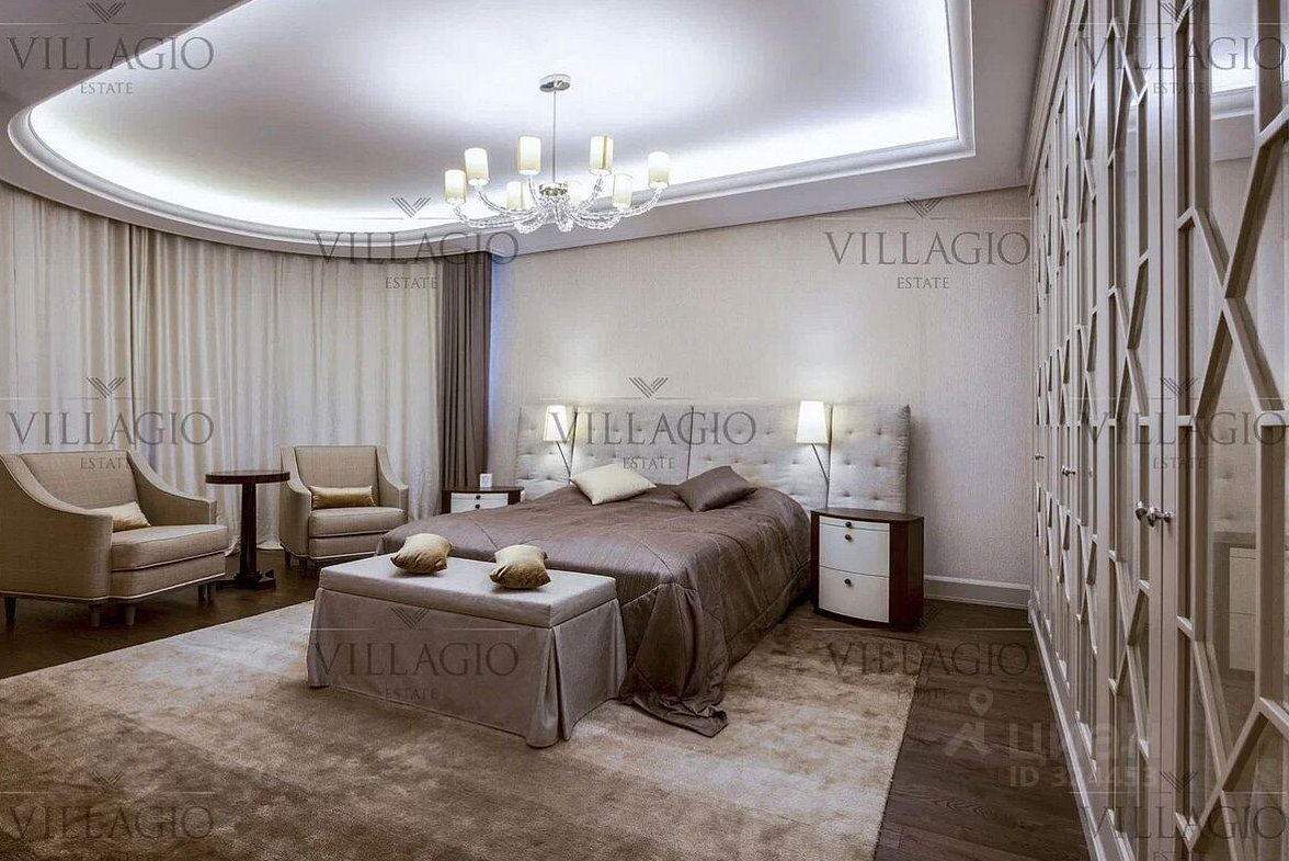 Особняк, который продают Вера Брежнева и Константин Меладзе. Фото © Villagio Estate