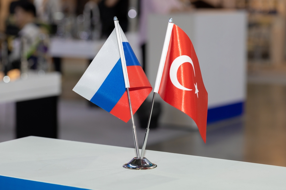 Турецкий политолог Озхан: Отношения Москвы и Анкары прошли испытания украинским кризисом