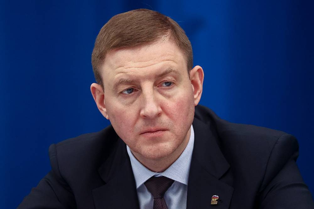 Турчак призвал глав регионов перетряхнуть свои команды из-за капремонта школ
