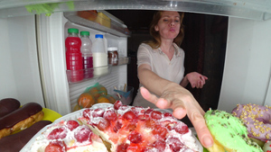 Россиянам объяснили, почему важно не пропускать ни один приём пищи за день