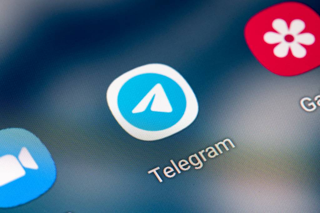 В Telegram появилась функция с переводом чатов и каналов