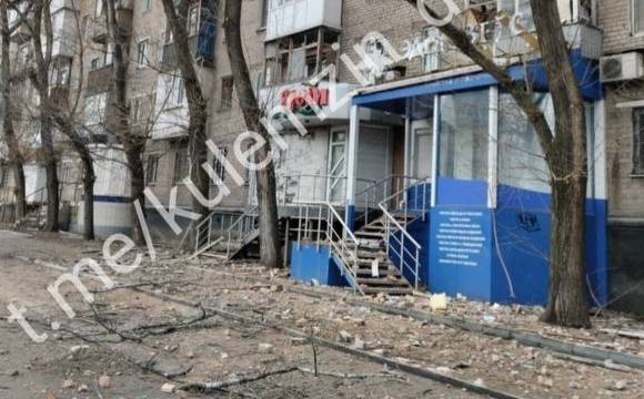 Два многоэтажных дома в Донецке повреждены из-за обстрела ВСУ