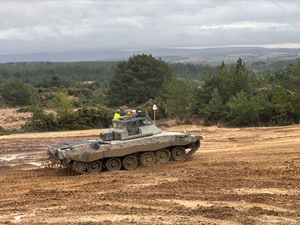 Минобороны Британии рассказало о ходе обучения бойцов ВСУ управлению танками Challenger 2
